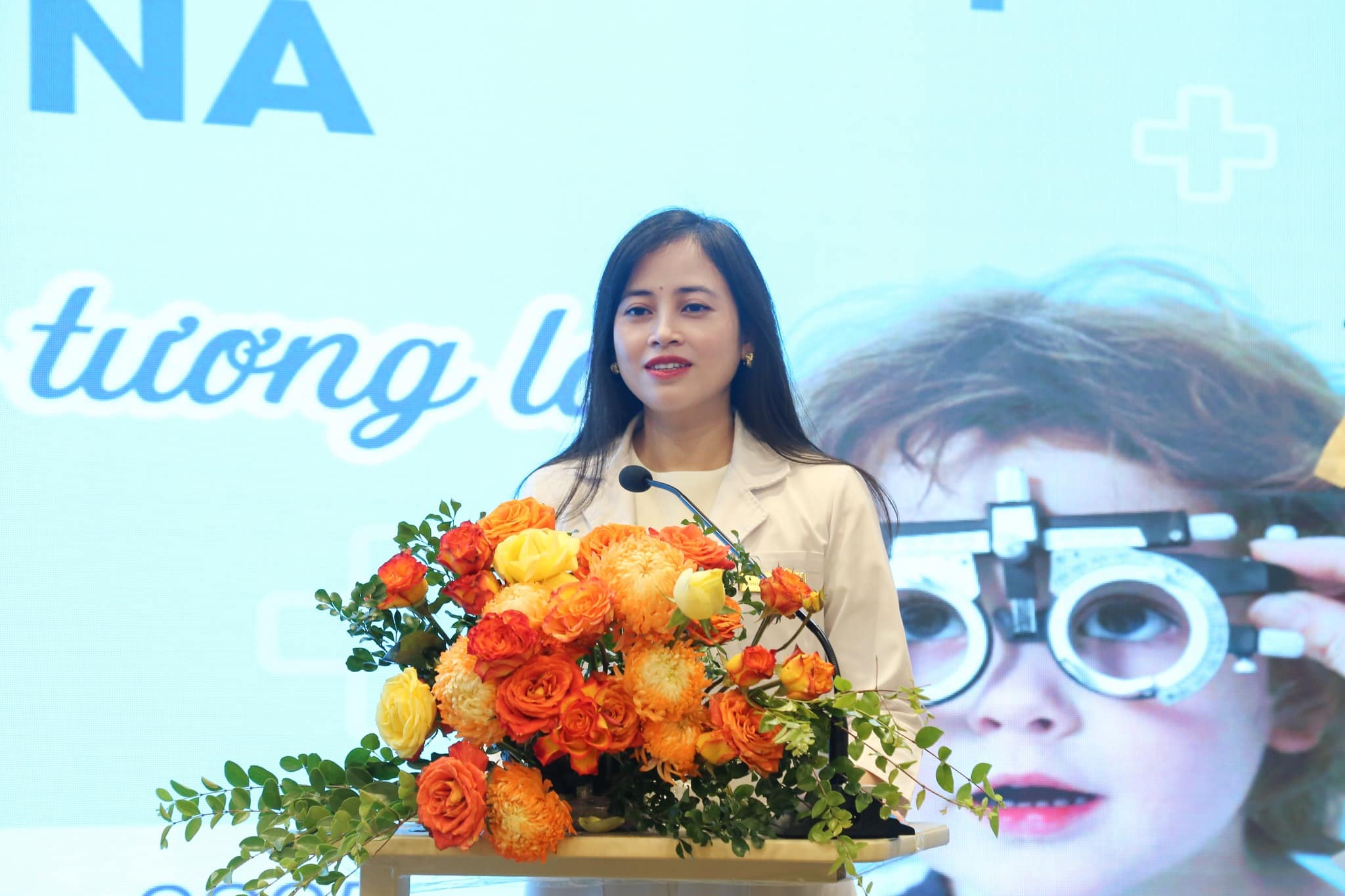 TS.BS Trần Minh Hà – Giám đốc Đơn vị Kiểm soát Cận thị Vinmec – Alina phát biểu tại lễ công bố