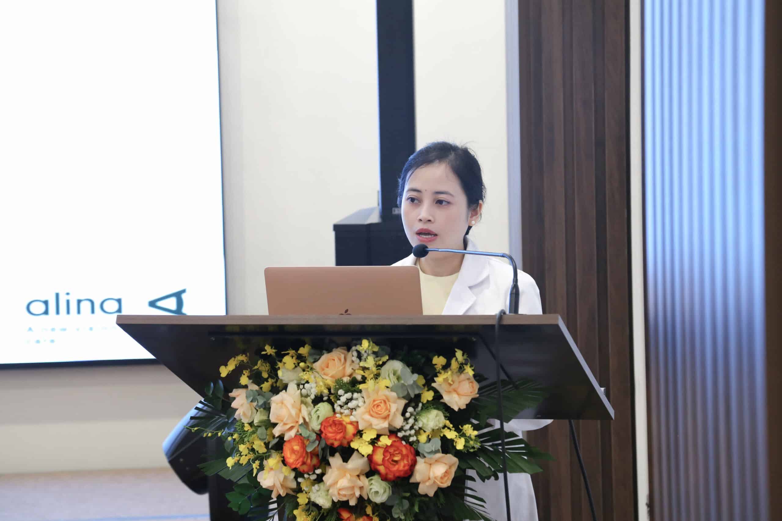 TS.BSNT Trần Minh Hà, Giám đốc Chuyên môn Trung tâm Mắt Vinmec – Alina chia sẻ tại Hội thảo