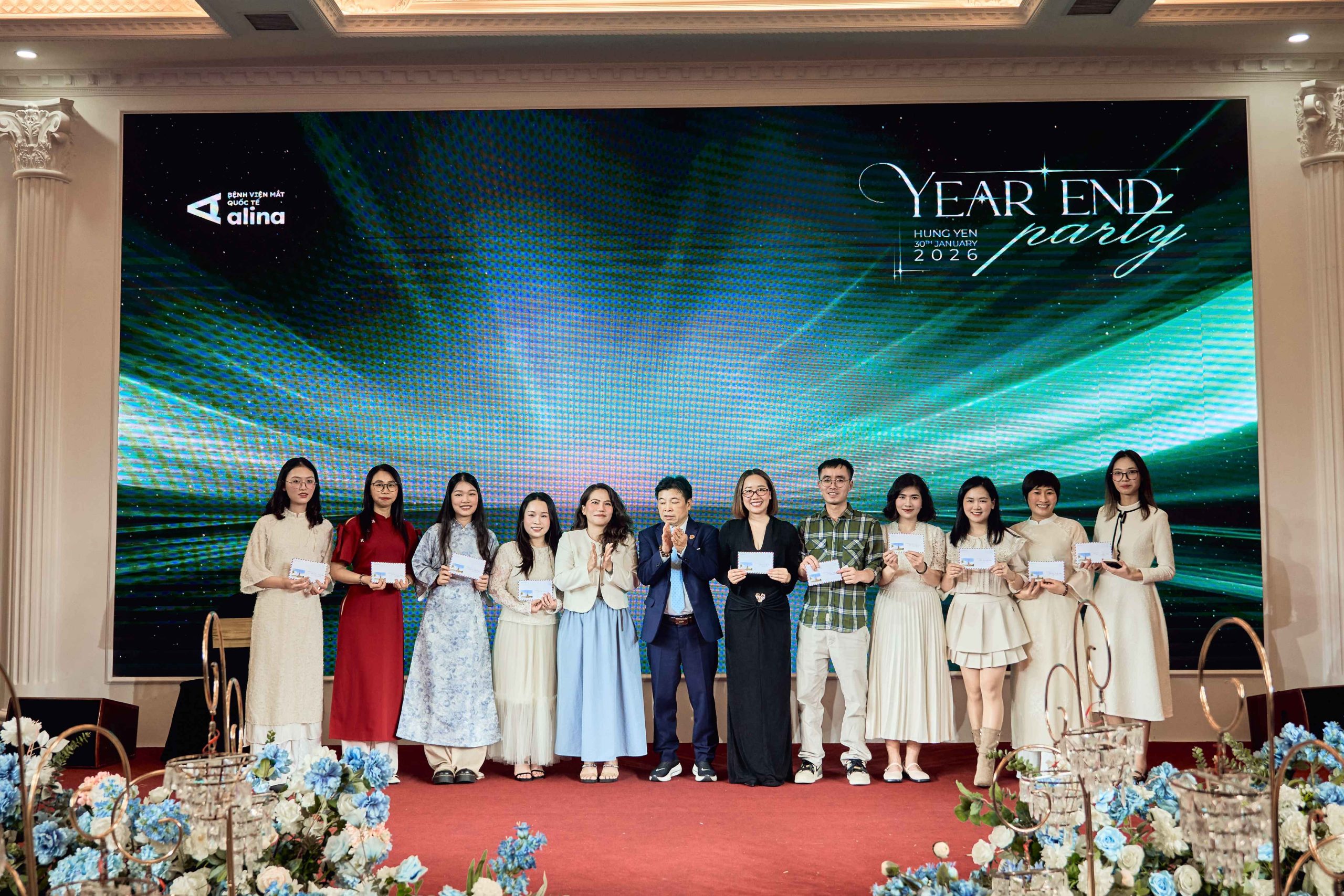 Vinh danh các cá nhân và tập thể xuất sắc