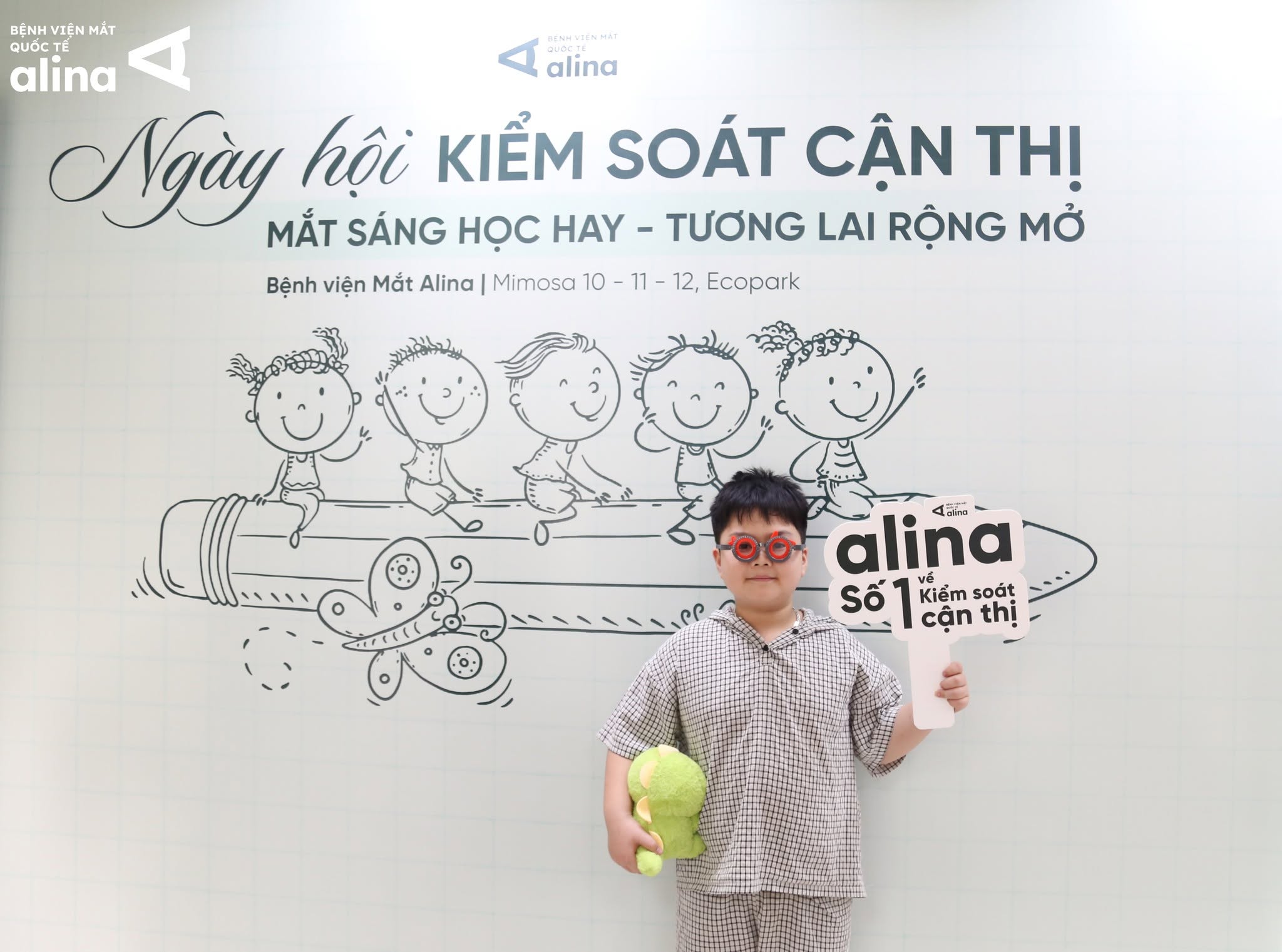 Hội thảo “Kiểm soát cận thị - Chẳng lo tăng độ”