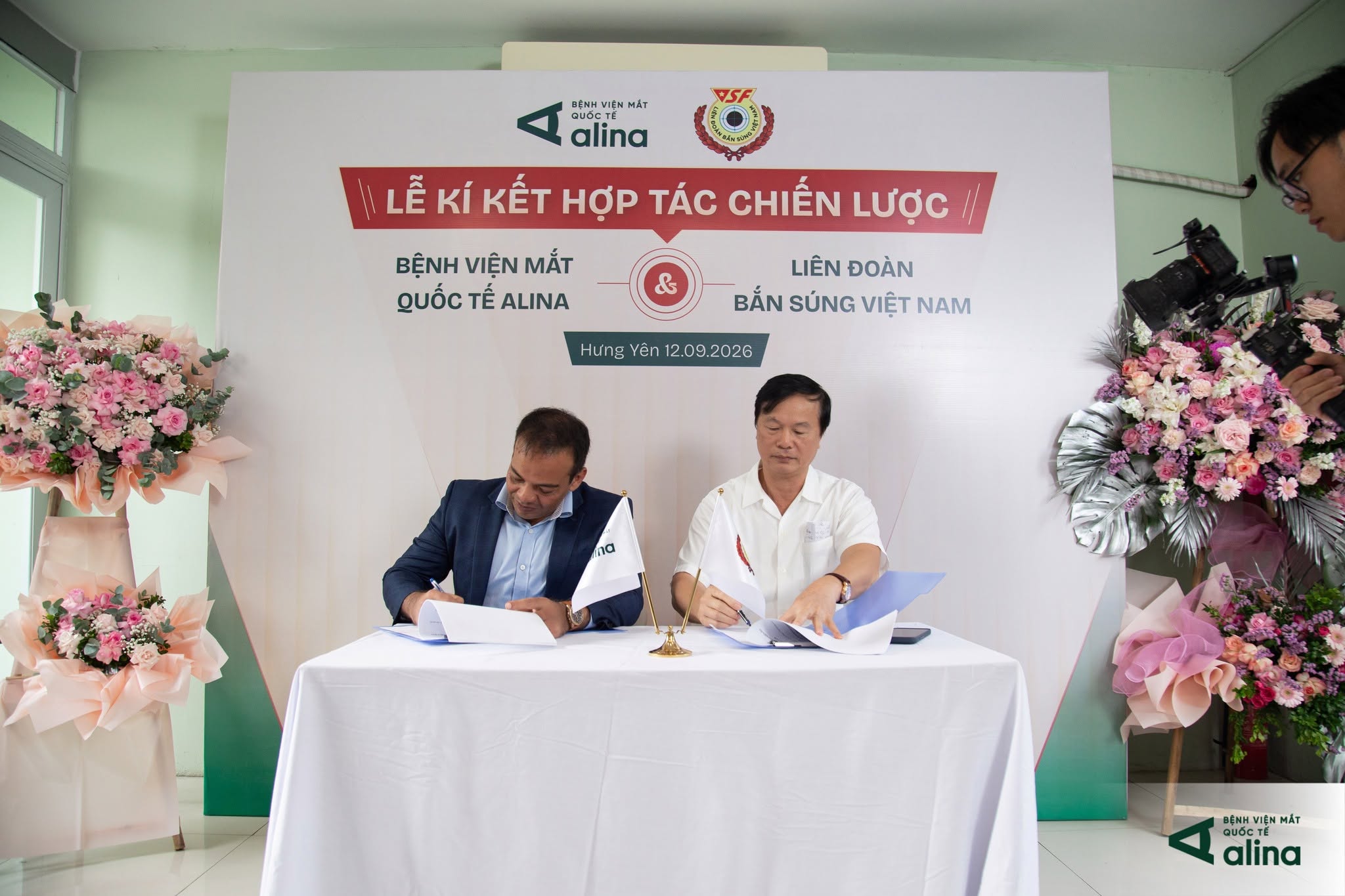 Bệnh viện Mắt Quốc tế Alina và Liên đoàn Bắn súng Việt Nam chính thức ký kết hợp tác chiến lược